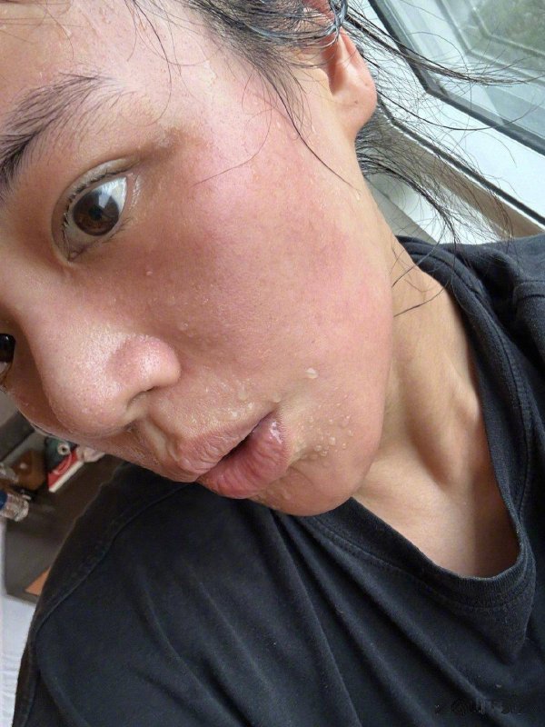 炒股配资平 素颜出汗的她凭什么刷屏？小红书宝妈看哭：这才是真美